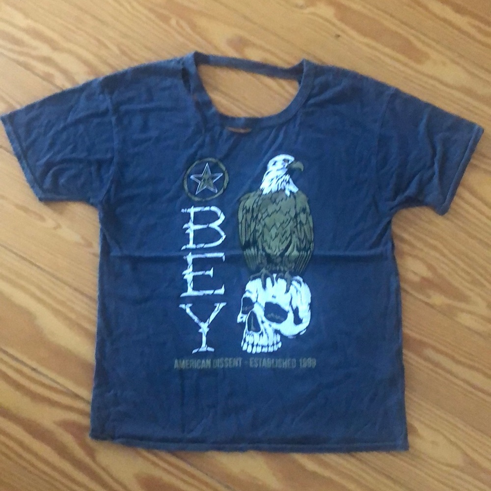 Obey T-shirt